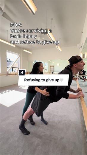 It’s not just a workout, it’s physical therapy. Our very own Ashlee Holden has been working private @The Bar Method sessions with Cord & Jules. In 2025 Cord suffered a severe brain injury that almost cost him his life. Just three months ago he wasn’t able to walk or eat on his own. His wife and caretaker, Jules, is documenting his recovery process and her caretaking journey. Join us as we share little pieces of his recovery and their journey 🤍 @Caregiving and Cocktails #TheBarMethodOakland #Wel