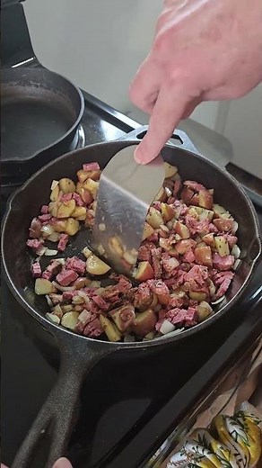 Corned Beef Hash #recipe #cooking #cornedbeef