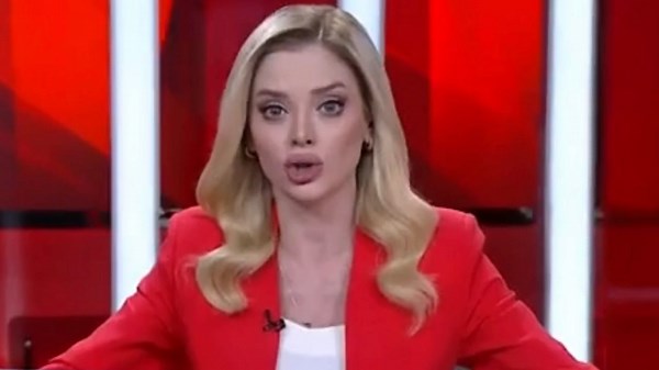 'Call my mum please': Moment news anchor feels Istanbul earthquake during live broadcast