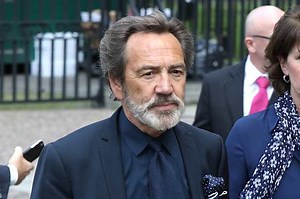 Robert Lindsay was kicked off Shakespeare In Love after confronting Harvey Weinstein