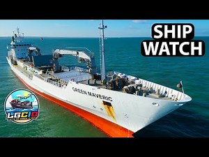 🚢🌊 Classic REEFER ship up close whilst anchored out at sea! Margate roads SHIPSPOTTING! Green Reefer