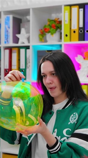 BUBBLE TROUBLE: The Chewing Gum Crystal Ball Experiment! 🎉✨ #shorts
