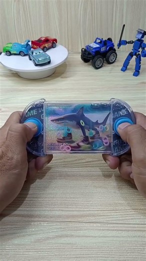 Playing water game Tralalelo tralala#gaming #toys #fidgettoys #fun #watergame