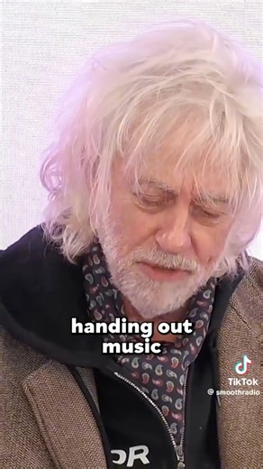 Band Aid's Bob Geldof Defends 'Do They Know It's Christmas?' After Ed Sheeran Says His 'Personal Stance' on the Song Has Changed. Bob Geldoff brilliantly reminisces on each of the young rockstars in this impromptu benifit song for Christmas! | POPOLOGY