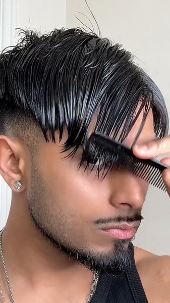 Comb Over Hairstyle Guide for Men