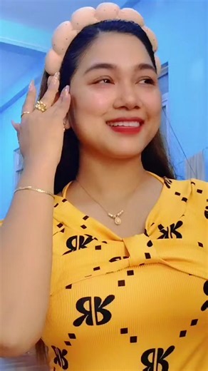 #ရွှေအစားထိုးလက်ဝတ်ရတနာများ #onlineshopping #foryou #tiktok #stainlesssteel @kikipaing🍓နက်မောက်သူလေးပါရှင်