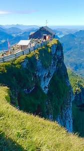Where do you want to go in the summer? Schafberg is in Austria 🇦🇹, in the Salzkammergut region, between St. Wolfgang, St. Gilgen, and Strobl. By Schafbergbahn, Austria's steepest cog railway, running from St. Wolfgang to the summit. Height: 1,783 m. On top of Schafberg ✨ Sheer cliffs, endless horizons, and lakes carved into the landscape like jewels. Nature at its most dramatic and most peaceful at the same time. 💝Schafberg, perched on the edge of the Alps, where cliffs fall away into forests