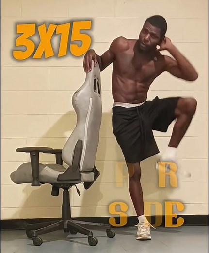 The Side Crunches That Will Actually Build Your Obliques