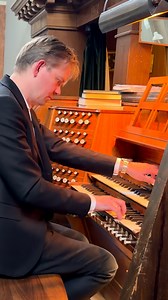 My new organ Fantasia on the Danish winter and Candlemas song “Det er hvidt herude” (“It is white out here”), written in 1838 by Steen Steensen Blicher with a gorgeous melody by Thomas Laub. ❄️🌨️ Improvised (in one take) on the pipe organ in Saint Paul’s Church, Copenhagen. I’ve cut the introduction section from the video on Facebook and Instagram, but if you’re interested, you can hear the whole piece on YouTube. 😊 | Frederik Magle Music