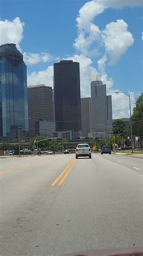 KANARIO (@qbtzmario)’s videos with sonido original - Frank