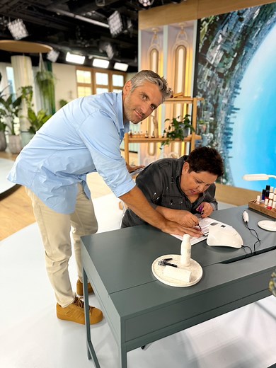 Pierwszy klient w salonie „U Dorotki u Anity” 😅💅 | Dzień Dobry TVN