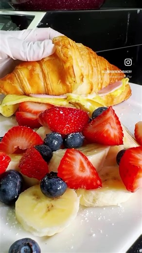 Le Paris French Bakery: Authentic Taste of France in Vegas