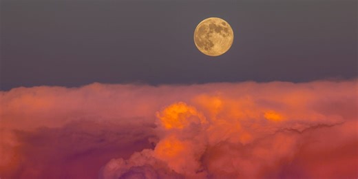 22 Full Moon rituals for healing, self-care, and manifestation