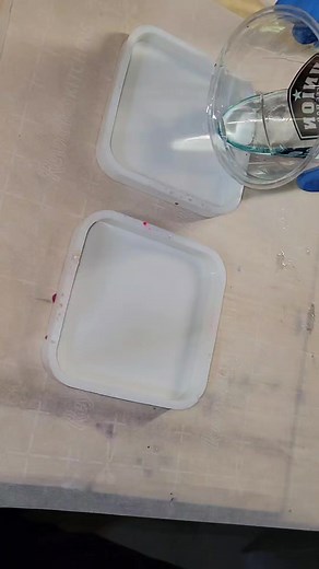 12K views · 739 reactions | 曆 resin coaster quick tutorial #naptimecreations #resinartist #resin #epoxy #resinwork #resinpour #demolding #demoldingresin #pouringart | Art by Tish | Facebook