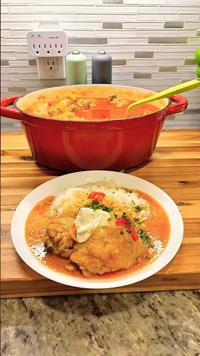 Chicken Paprikash (paprikás csirke) - Hungarian chicken stew #cooking #recipe #stew #papryka