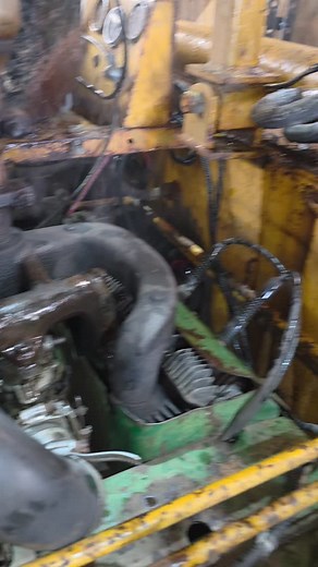 14 reactions | The ol Case 1530 gets a bunch of parts that are way too nice for it. Starting to get dangerously close for some rgb rock lights and 20s #case #case1530 #1530 #skidsteer #skidloader #mechanicthings #mechanic #mech | Clinton Brundige | Facebook