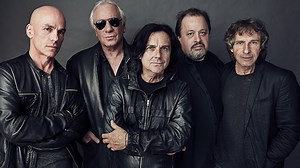 Marillion: Pioneers of crowdfunding during the Internet's early days