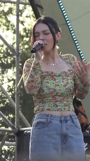 @badbitchleehi on Instagram: "Hayi you are so missed ❤️‍🩹 . . . . . __________________________________________________________ #leehi #이하이 #jennie #iu #jungkook #blackpink #lisa #rosé #jaypark #nct #cortis #exo #bts #txt #newjeans #twice #shinee #redvelvet #ateez #kdrama #itzy #gidle #aespa #stayc #babymonster #riize #백예린"