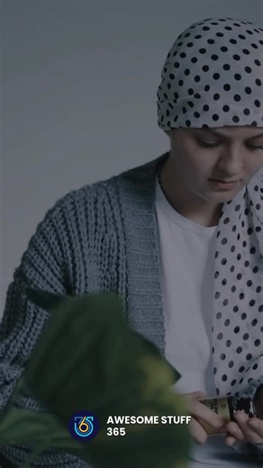 A game-changing discovery in cancer treatment! 🧬 Recent research shows that cancer cells can be reprogrammed back into normal cells, offering a targeted and less toxic approach to therapy. Hope is on the horizon—science is rewriting the rules of medicine. 🌟 #CancerResearch #MedicalBreakthrough #HopeForTheFuture | Awesome Stuff 365