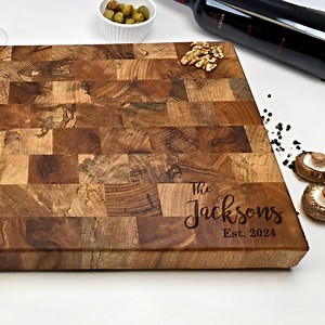 Personalized Cutting Board, End Grain Chopping Block, Maple End Grain, Walnut Cutting Board - Etsy