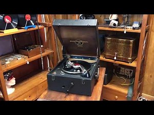 Antique Columbia Gramophone Phonograph Mod. 160. USA, 1920s