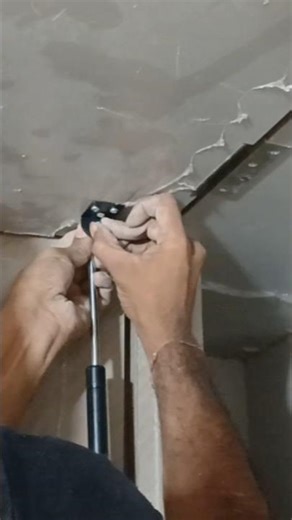 hydraulic gas pump fitting karne ka tarika | hydraulic gas spring installation