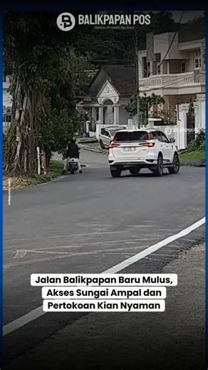 Balikpapan Pos on Instagram: "Wajah jalanan di kawasan Balikpapan Baru kini tampak lebih rapi dan nyaman. Jalur menuju Sungai Ampal hingga kawasan pertokoan arah lampu merah Balikpapan Baru sudah mulus tanpa banyak hambatan. Kondisi ini memberi rasa aman bagi pengendara sekaligus memperlancar mobilitas warga. Jalan yang baik diharapkan mampu mendorong pertumbuhan ekonomi, mempermudah aktivitas usaha, serta menekan potensi kecelakaan lalu lintas di kawasan Balikpapan Baru. Video Fai Balpos Redakt