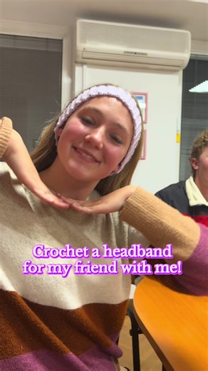 Crochet a Stylish Headband for Your Friend