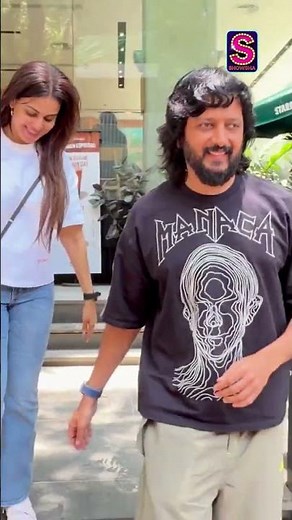 Power Couple Goals! Riteish Deshmukh & Genelia D'souza Step Out Post Salon Date! | N18S