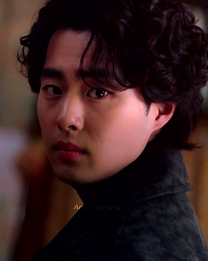 Tadow: Exploring The Uncanny Counter World of 조병규 and 스토브 리그