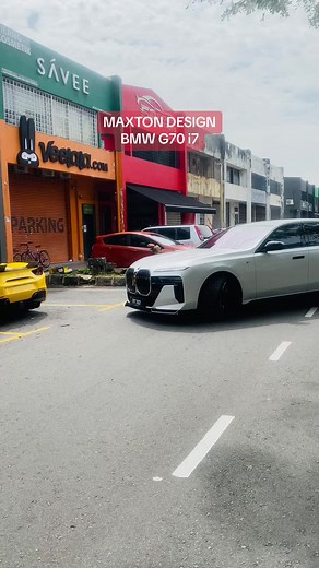 MAXTON DESIGN BMW G70 i7 bodykit, contact 0122203922 #maxtondesign #bmwi7 #bmwi7malaysia #bmw @MaxtonDesign®