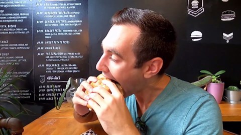 Toronto food & culture tour: Kensington Market & Chinatown’s hidden gems!