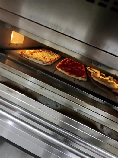 #invictussaporiitaliani #pizza #roma #best