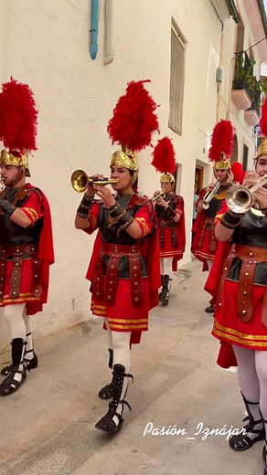 Ritmos de los Tambores y Cornetas en Iznájar