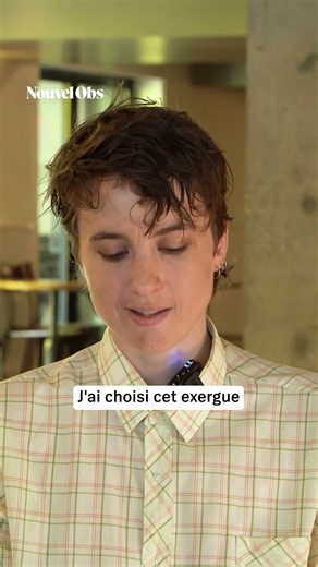 Adèle Haenel reads an excerpt from "Viser juste"