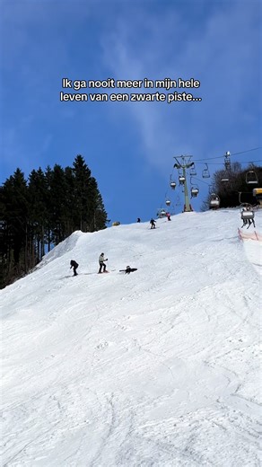 Ik liet mijn stokken ook achter op die berg liggen 😭