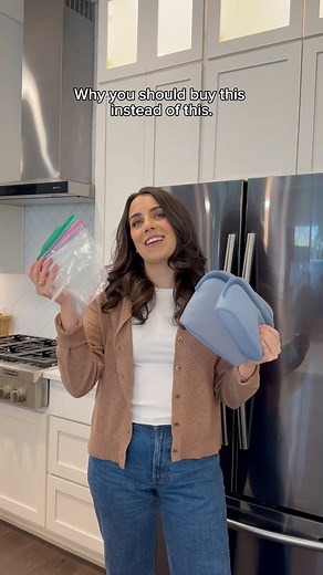 Plastic storage bags may be convenient, but they’re a single-use nightmare for the planet. Enter Norwex Silicone Storage Bags – the reusable, eco-friendly alternative! 💚 Perfect for meal prep, snacks, or leftovers, these durable bags keep your food fresh without contributing to landfills. Easy to clean, endlessly reusable, and safe for you and the environment. Who wouldn’t want to make the switch?! | Norwex
