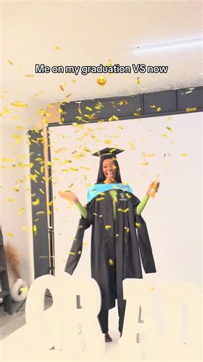 Huyai mutenge manurses uniforms 😁😁😂!! Contact us on 263 7 18243892 to order #contentcreator #smallbusiness #zimnurses #zimbabweantiktok #zimuk🇬🇧🇿🇼