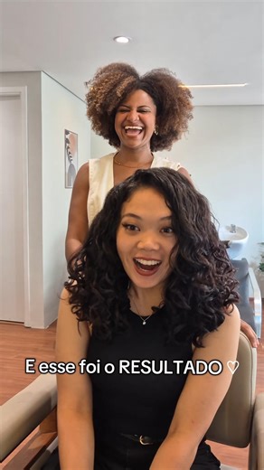 O melhor salão para cabelos com curvatura ♡