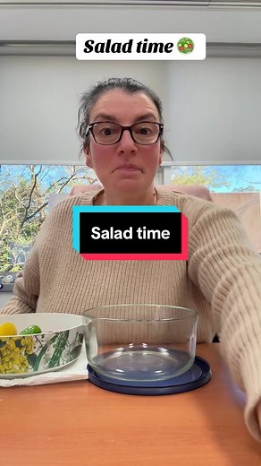 Fidan's Desk Salad Recipe for Work Lunch