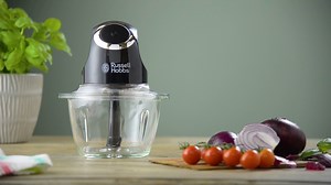 The home cook's dream appliance, taking the hard work out of kitchen prep. Our Desire Matte Black Mini Chopper performs a variety of tasks including chopping onions and garlic to mixing salad dressings and salsas. 🍅 | Russell Hobbs Australia & New Zealand