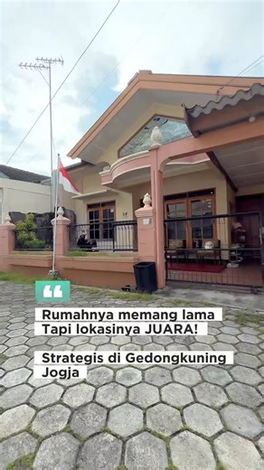 Jogja_property_official on Instagram: "Rumah Super Strategis di Kota Jogja Masuk area Kodya, Gedongkuning Yogyakarta Strategis untuk dijadikan hunian pribadi atau investasi Dijual Semi Furnished Spesifikasi: - Luas tanah 158 m2 - Luas bangunan 115 m2 - 3 kamar tidur - 2 Kamar mandi - 1 gudang - Ruang tamu - Ruang Keluarga - Dapur - Carport - Taman - Pagar - Dll Legalitas: - SHM Magnet Kawasan: - Dekat Gedongkuning - Dekat Gembira Loka Zoo - Dekat Minimarket - Dekat Pasar - Dekat Swalayan - Dekat