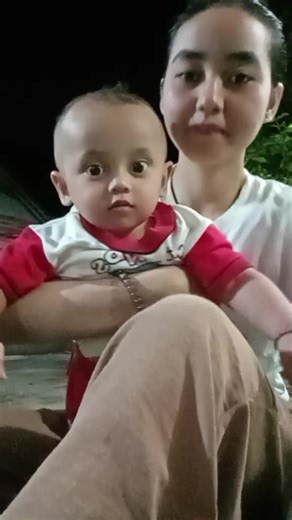 Alis_Tebal.02 (@alis_tebal.02)’s videos with 첫 눈 The First Snow - Sped Up - EXO