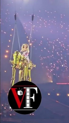 Beyoncé Rides a Gold Horse at Cowboy Carter Tour in Atlanta 2025!