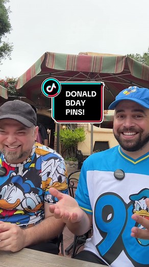 a special mystery pin hunt! HAPPY BIRTHDAY DONALD! 💙🤍💛 with my pal @Daniel Ross straight from Mickey Mouse Roadster Racers!! 🏁 #mysterypins #blakespopnook #disneydays #donaldduck90