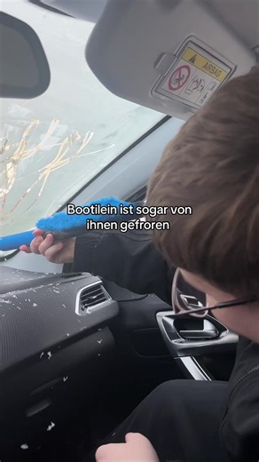 @Yeet Elvto #eis#winter#bootilein