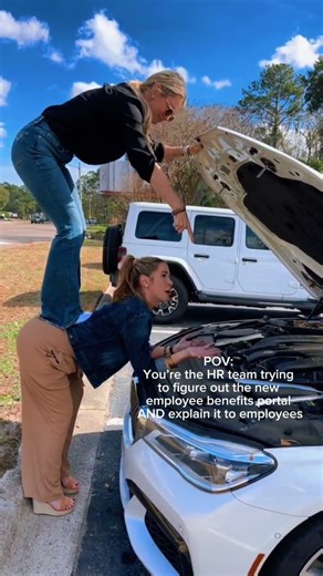 HR Explaining the Employee Benefits Portal