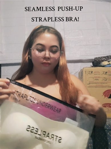 Seamless Push-Up Strapless Bra for All-Day Comfort