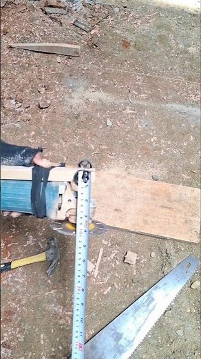 This is how to install ceramic molding on the wall