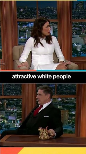 Michaela Conlin - interviewing in a wax museum | #shorts #viral #MichaelaConlin #CraigFerguson